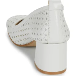 Betty London - BRIGITTE