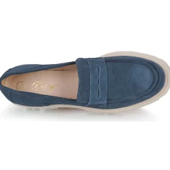 Betty London - CAMILLE