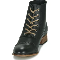 Betty London - FOLIANE