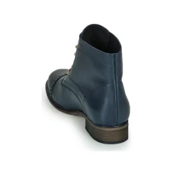 Betty London - FOLIANE