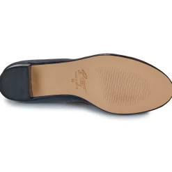 Betty London - Hélène