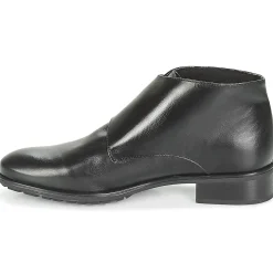 Betty London - JIELO