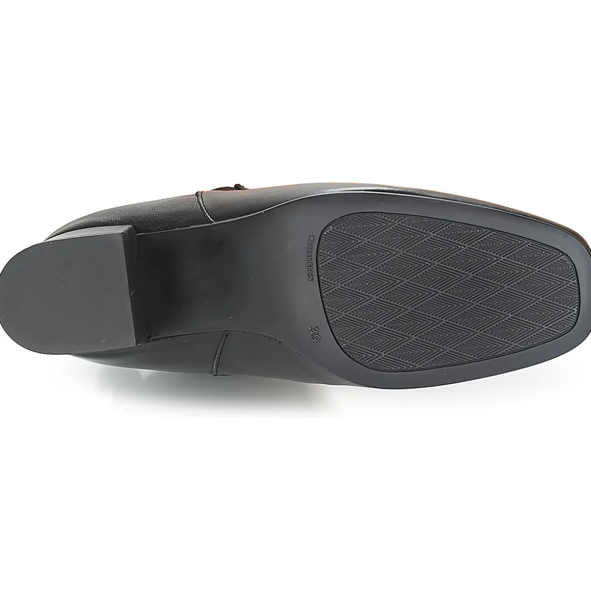 Betty London - JUSSIVA