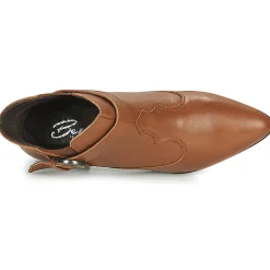 Betty London - LYDWINE