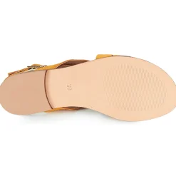 Betty London - MADISSON