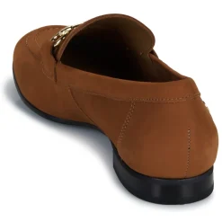 Betty London - MAENA