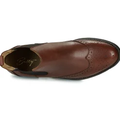 Betty London - NELLA