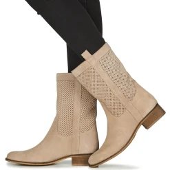 Betty London - ONEVAR