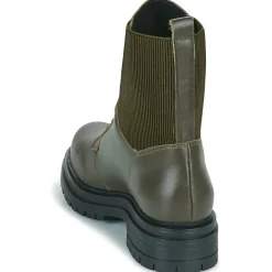 Betty London - PALATANE