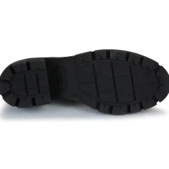 Betty London - PAULETTE