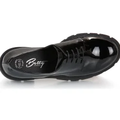 Betty London - PAULINE