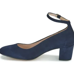 Betty London - PRISCA