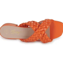 Betty London - RACHEL