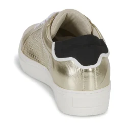 Betty London - SANDRA