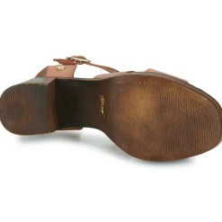 Betty London - TANIA