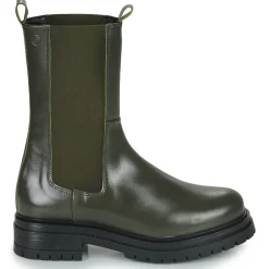 Betty London - VERONIQUE