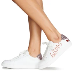 Bons baisers de Paname - SIMONE BISOUS