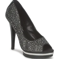 Carmen Steffens - TOUGA