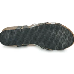 Casual Attitude - BADOL