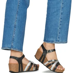 Casual Attitude - BADOL