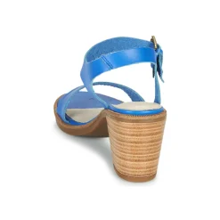 Casual Attitude - CAILLE