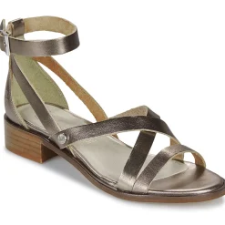 Casual Attitude - COUTIL