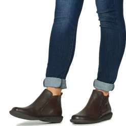 Casual Attitude - ESTIVA