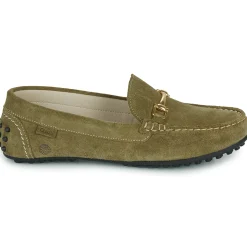 Casual Attitude - ISAKA