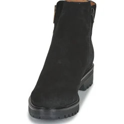 Casual Attitude - NALLINE