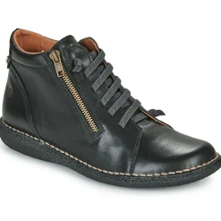 Casual Attitude - NELIO