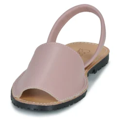 Casual Attitude - NEVADI