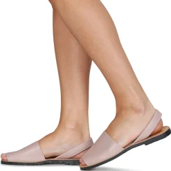 Casual Attitude - NEVADI