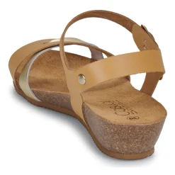 Casual Attitude - OYA