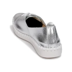 Les Petites Bombes - DEMY