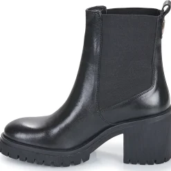 Les Tropéziennes par M Belarbi - VANEKA