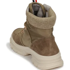 Les Tropéziennes par M Belarbi - CAKE