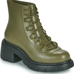 Melissa - MELISSA COSMO BOOT AD