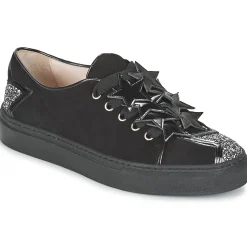 Minna Parikka - TWINKLE