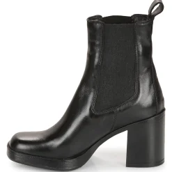 Mjus - MICAELA CHELS