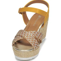 Moony Mood - MELISSA