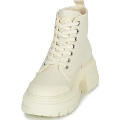 No Name - STRONG BOOTS