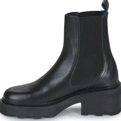 Schmoove - MIKE CHELSEA