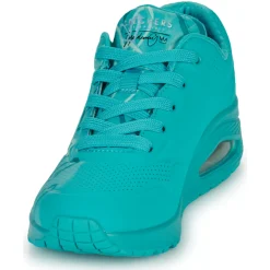 Skechers - JGOLDCROWN: UNO - SPREAD THE LOVE