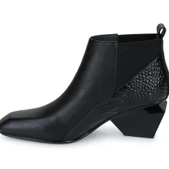 United nude - JACKY X