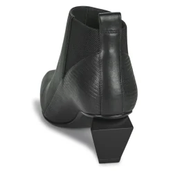 United nude - JACKY X