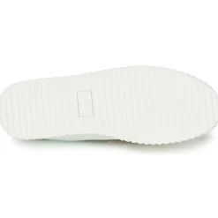 Vanessa Wu - MARILOU